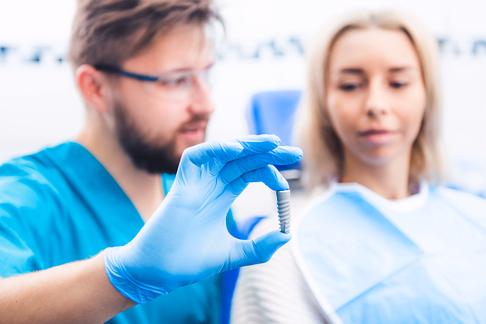 Terapia de Implantes de Boca Completa